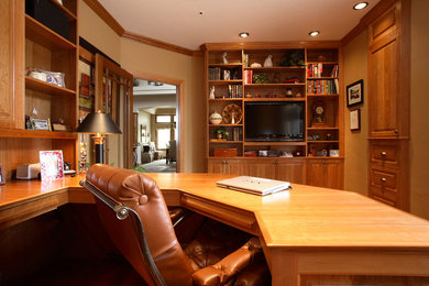 Inspiration for a timeless home office remodel in Denver