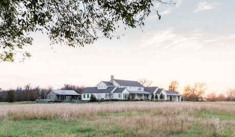 Texas Houzz: A New Country House With Timeless Style