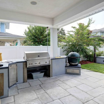 Jacksonville Beach Contemporary Backyard