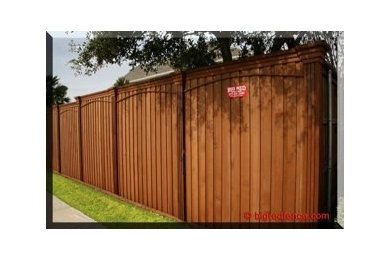 Big Red Fence & Deck Llc