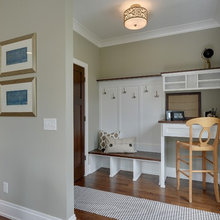 S Beach mud Room