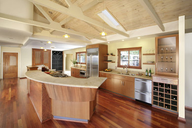 Inspiration for a contemporary kitchen remodel in San Luis Obispo