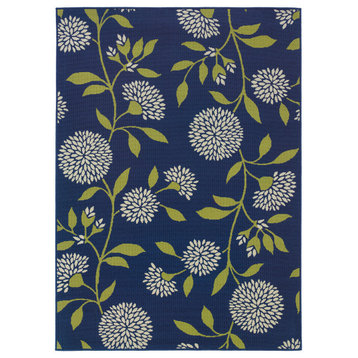 Coronado Indoor and Outdoor Floral Blue and Green Rug, 5'3"x7'6"