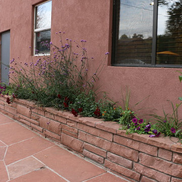 Town of Lyons Plaza Garden...