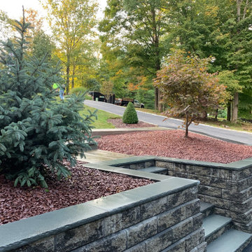Unilock Concord Wall with Custom Bluestone coPING