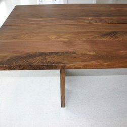 Walnut dining table - Products