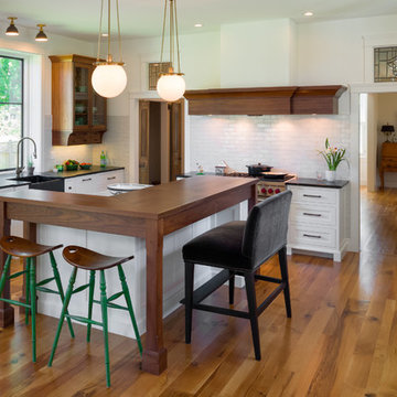 Spruce Street Colonial