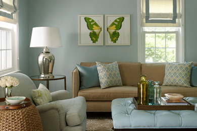 Inspiration for a transitional living room remodel in New York