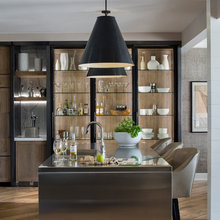 Dining nook/bar area
