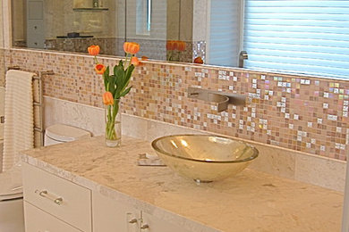 Bathroom - contemporary bathroom idea in San Francisco