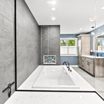 Mount Prospect Master Bathroom