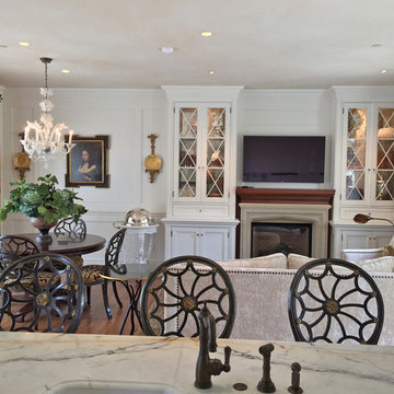Pebble Beach Kitchen & Family room