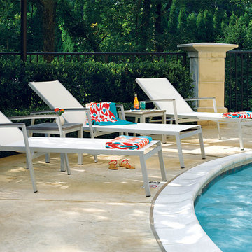 Outdoor Chaise Lounge (White Sling)