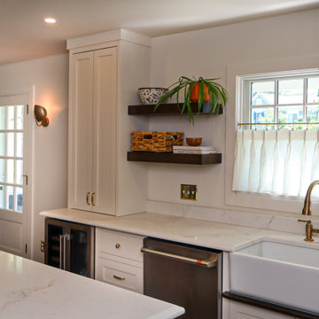 Cincinnati Kitchen, Powder Room, and Mud Room Design