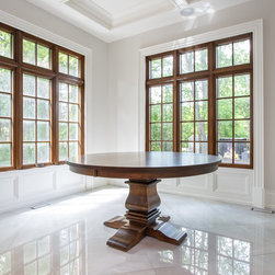 Queens Table - Products