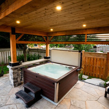 Sauna and Jacuzzi