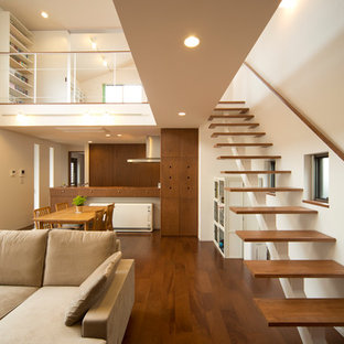 Imagen de escalera recta, de estilo zen, sin contrahuella, con escalones de madera