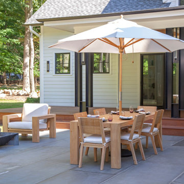 Modern Colonial Backporch - Allendale, New Jersey