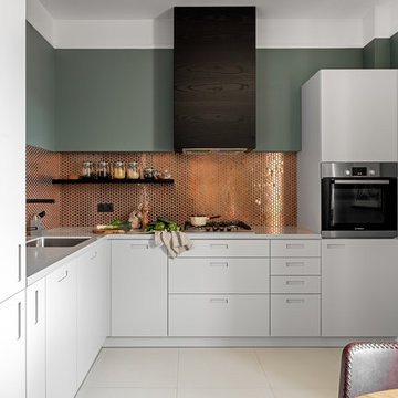 Studio apartment in Warsaw