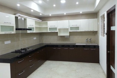 Kitchen - contemporary kitchen idea in Bengaluru