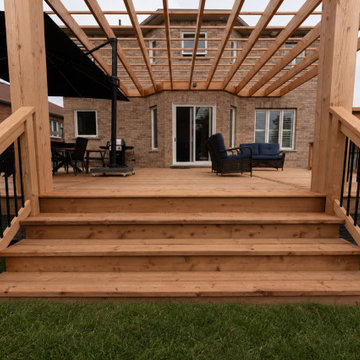 Custom Wood Deck & Pergola