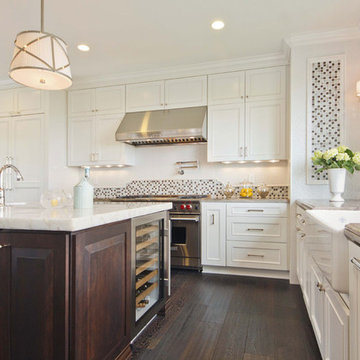 Contemporary-Traditional Interpretation Home