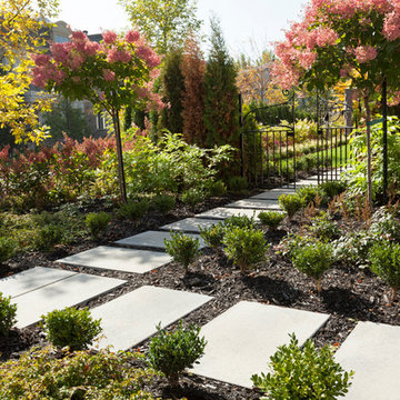 Modern Style Walkway