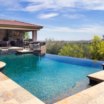 Anthem Outdoor Living Room & Fire Feature