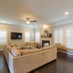 Hunter Douglas Plantation Shutters - Interior Shutters