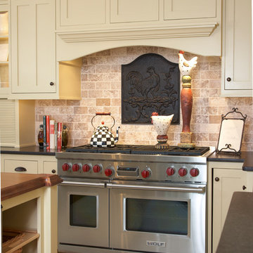 Colonial Kitchen