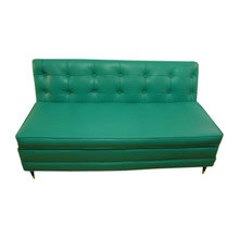 Sofa~Vintage