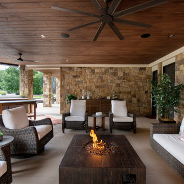 Lake Oconee Outdoor Grill Area