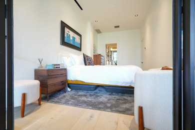 Example of a bedroom design in New York