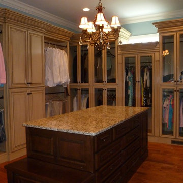 Master Closet Design