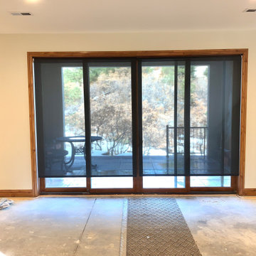 Roller shades-screen, light filtering, room darkening