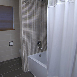 Sell This House: Extreme & 3 Day Blinds - Window Treatments