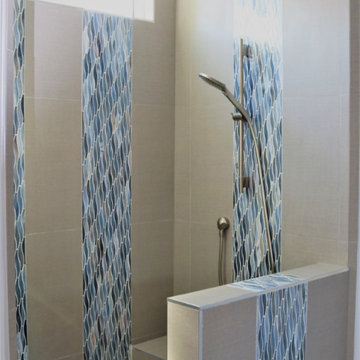 Showers/ Bathrooms