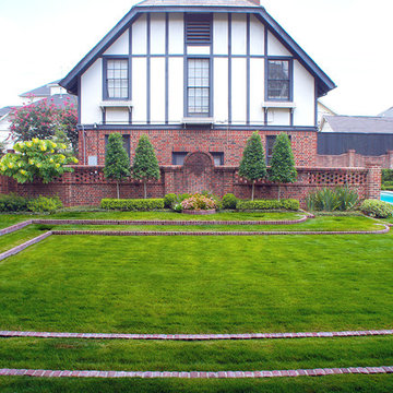 English Contemporary Estate - Historic Courtlandt Place, Houston