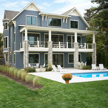 Distinctive Lakeside Architecture