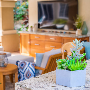 Outdoor Room Accent Décor