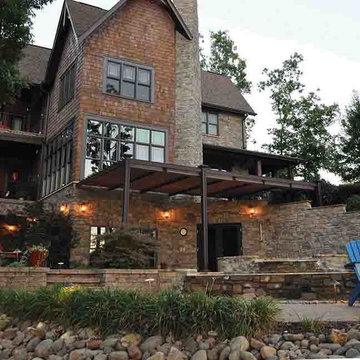 Bronze Bungalow with canopies in NC