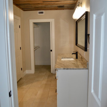 Grandview TX log cabin home
