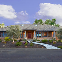 Entry/front yard