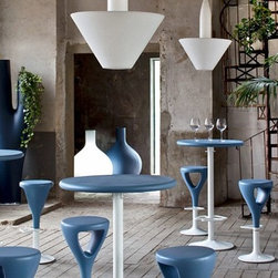 Zuff Stool by Serralunga - Outdoor Benches