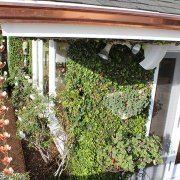 Copper Rain Gutters, Brentwood, K-5 with Round Downspouts and Heavy Rain Chain