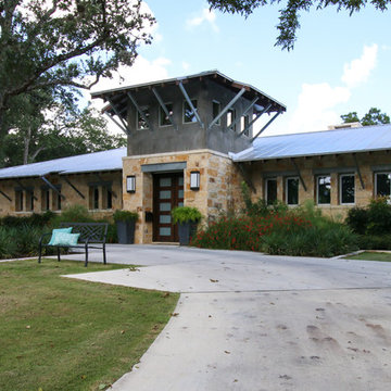 My Houzz: Industrial Style in a Texas Family Ranch
