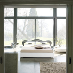 Glove Bed by Bonaldo - Platform Beds