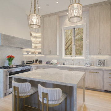Pac Heights refined continuity: BRIDGING CLASSIC ARCHITECTURE & MODERN LIVING