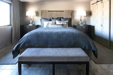 Bedroom - contemporary bedroom idea in Phoenix