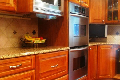 Elegant kitchen photo in DC Metro